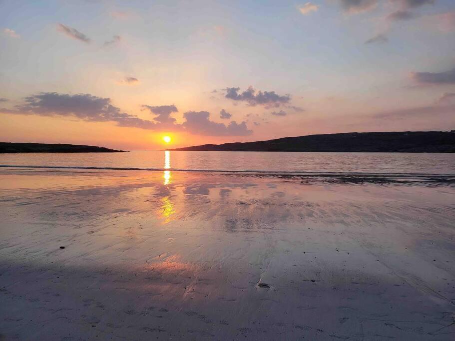 Roundstone Retreats Abbys Cottage Екстериор снимка