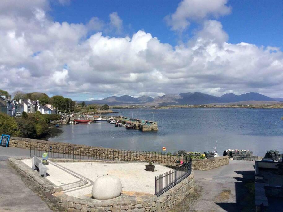 Roundstone Retreats Abbys Cottage Екстериор снимка
